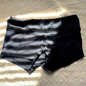 FLEO Grey SMALL Shorts